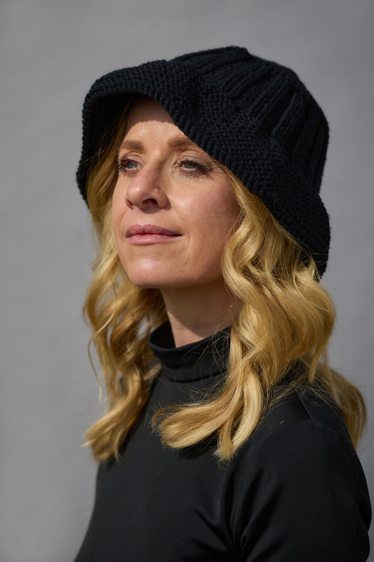 SPHERICAL HUMAN Bucket Hat Black
