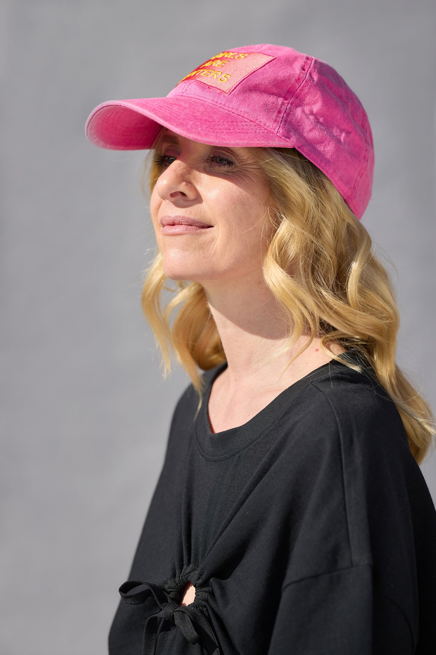 GIRLS ARE HUNTERS Baseball Cap Pink