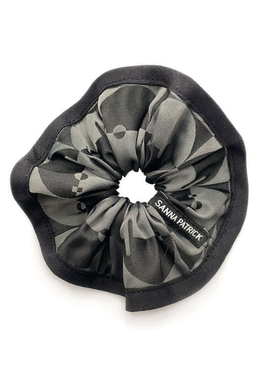 SPHERICAL HUMAN Scrunchie
